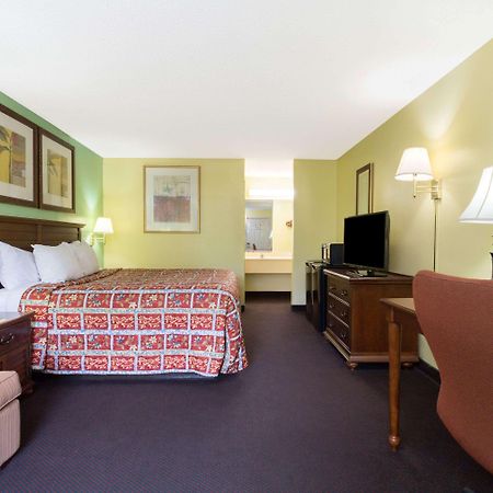 Days Inn Lamont/Monticello Buitenkant foto