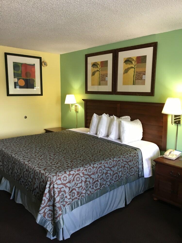 Days Inn Lamont/Monticello Buitenkant foto